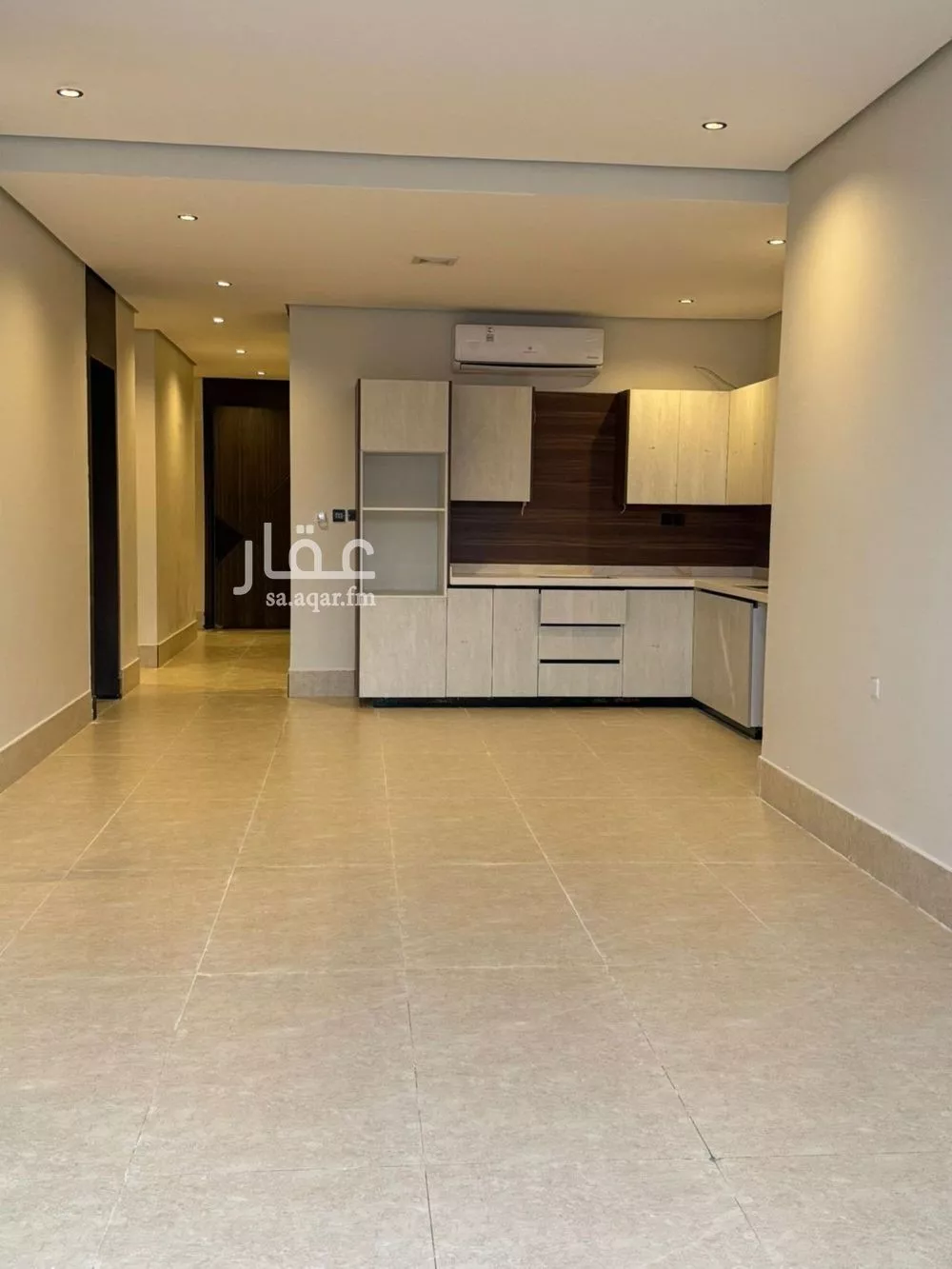 4 bedroom apartment in Al Hamra 4