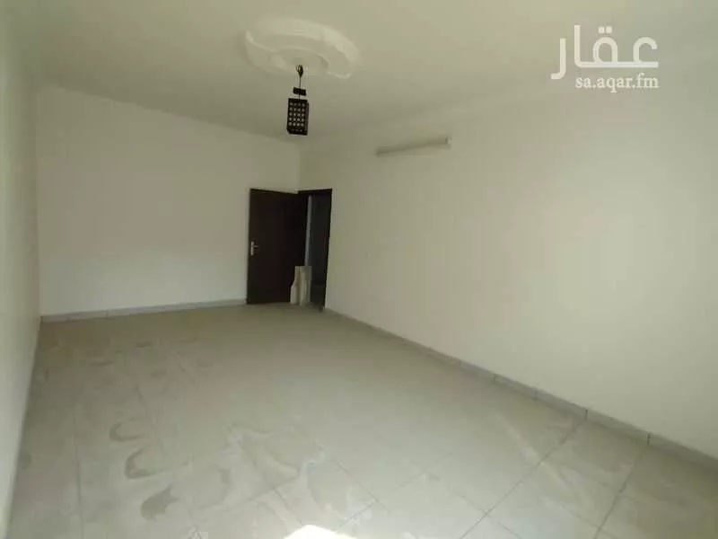 عمارة 400 م² في الملك فهد 5