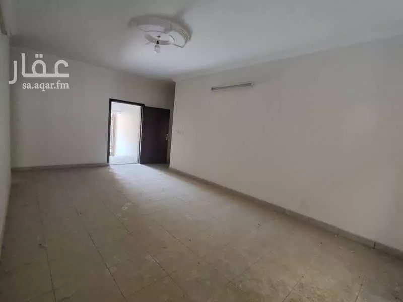 عمارة 400 م² في الملك فهد 4