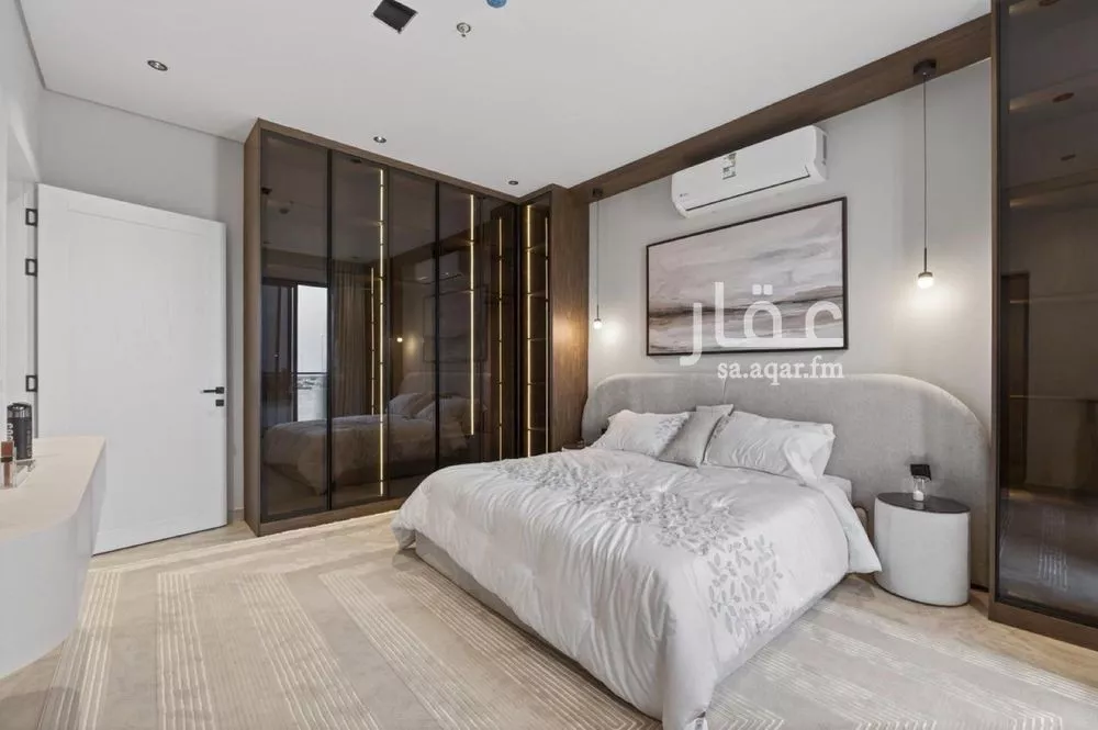 4 bedroom apartment in Eastern Province 3