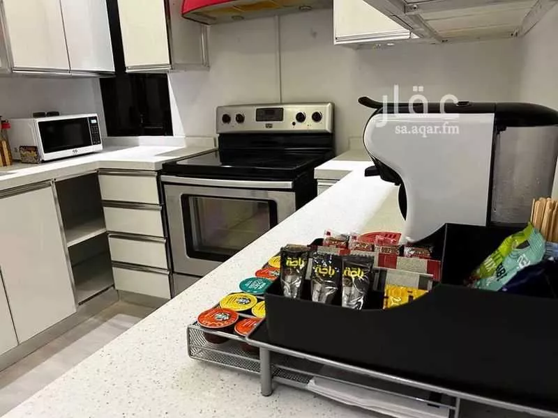 شقة 3 غرف في الملقا 5