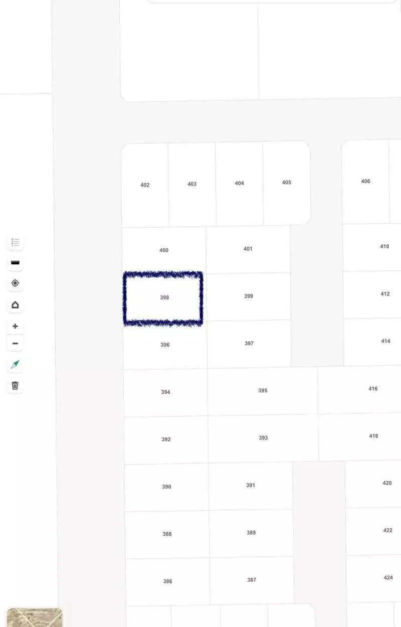 900 sqm land in Az Zomorod 2