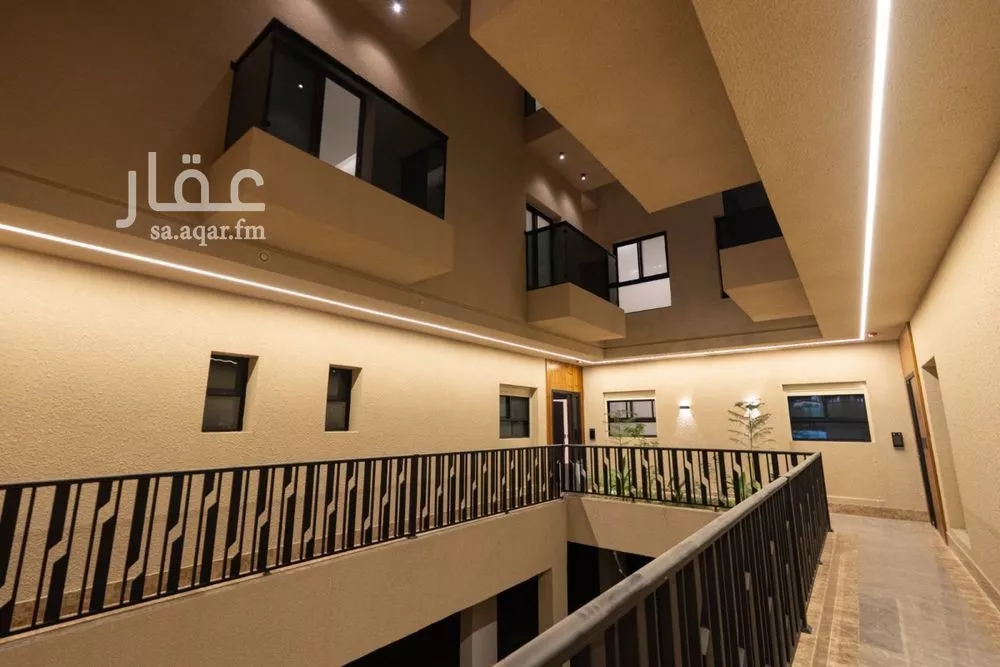 3 bedroom apartment in King Fahd, Riyadh 8