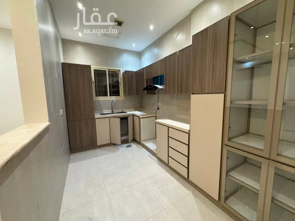 4 bedroom apartment in Al Aridh 1