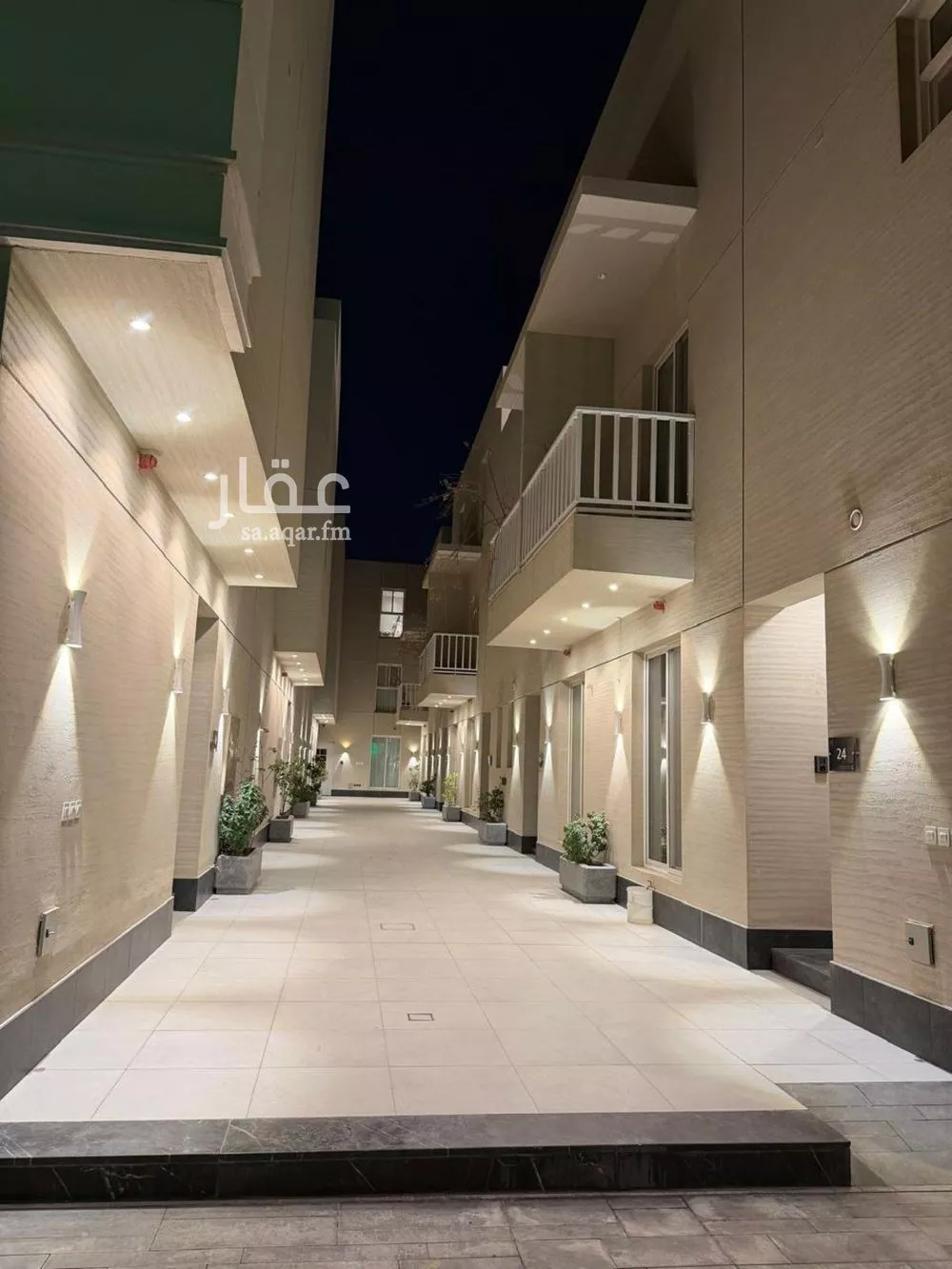 شقة 5 غرف في العارض 3