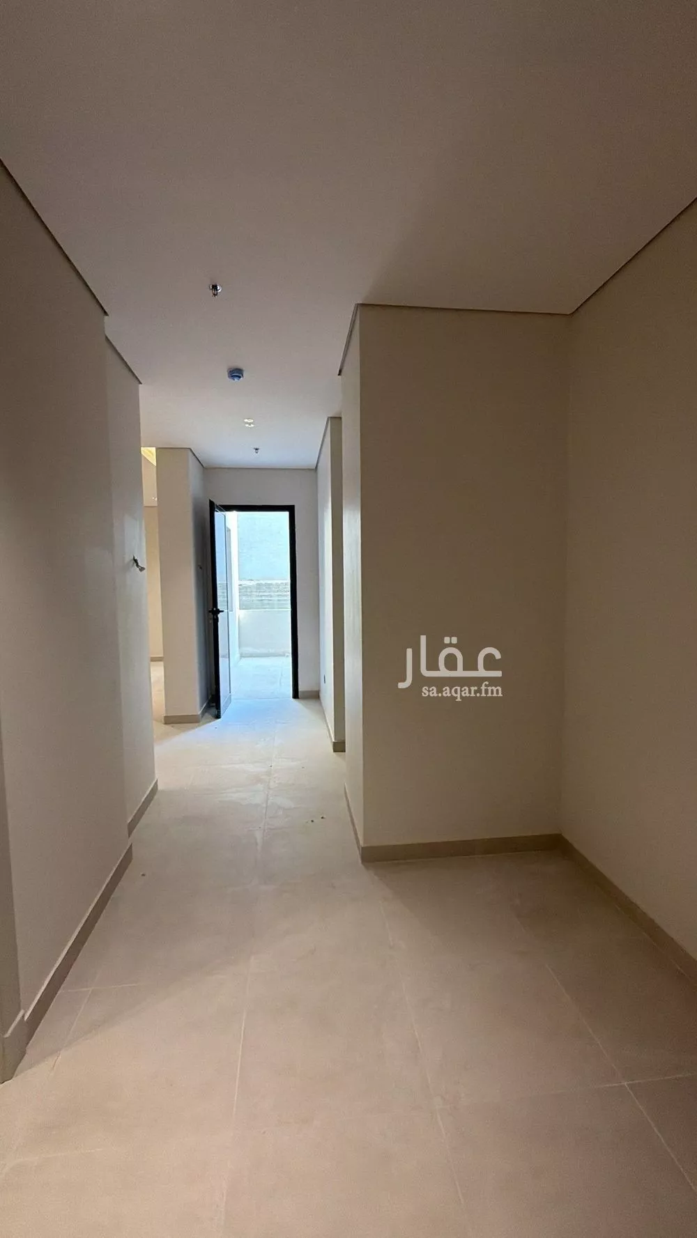 شقة 4 غرف في العارض 5