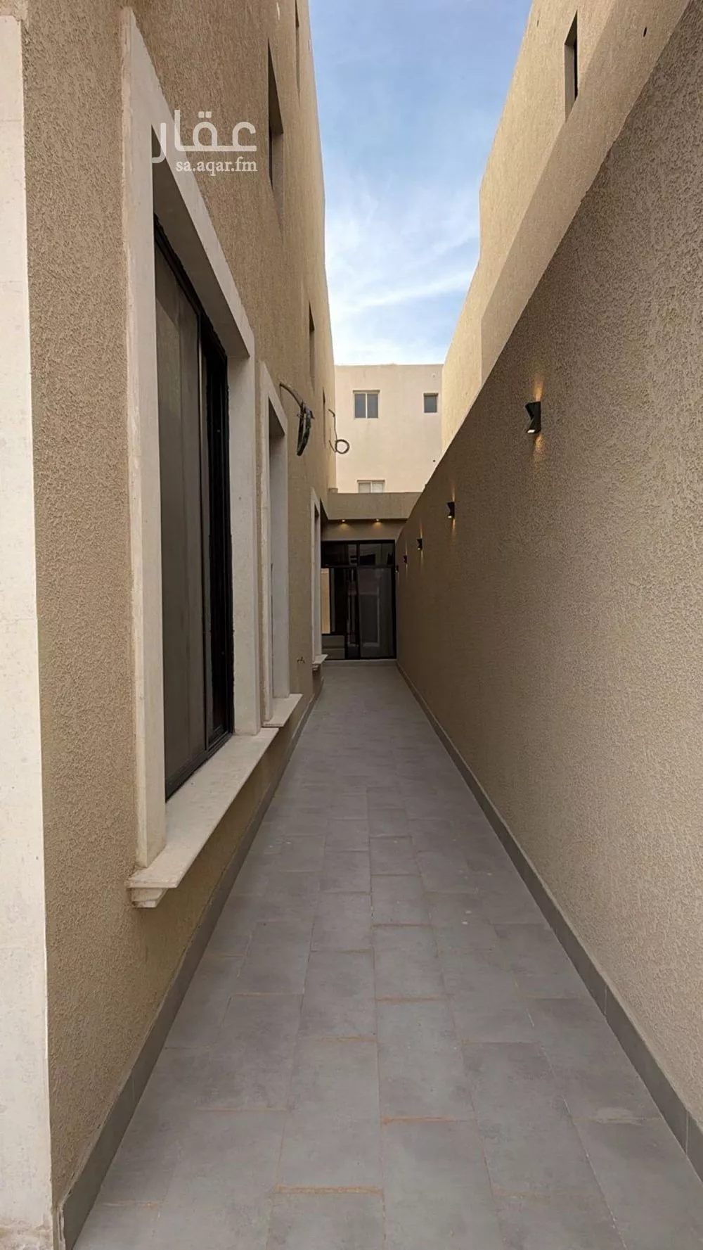 فيلا 4 غرف في الرمال 5