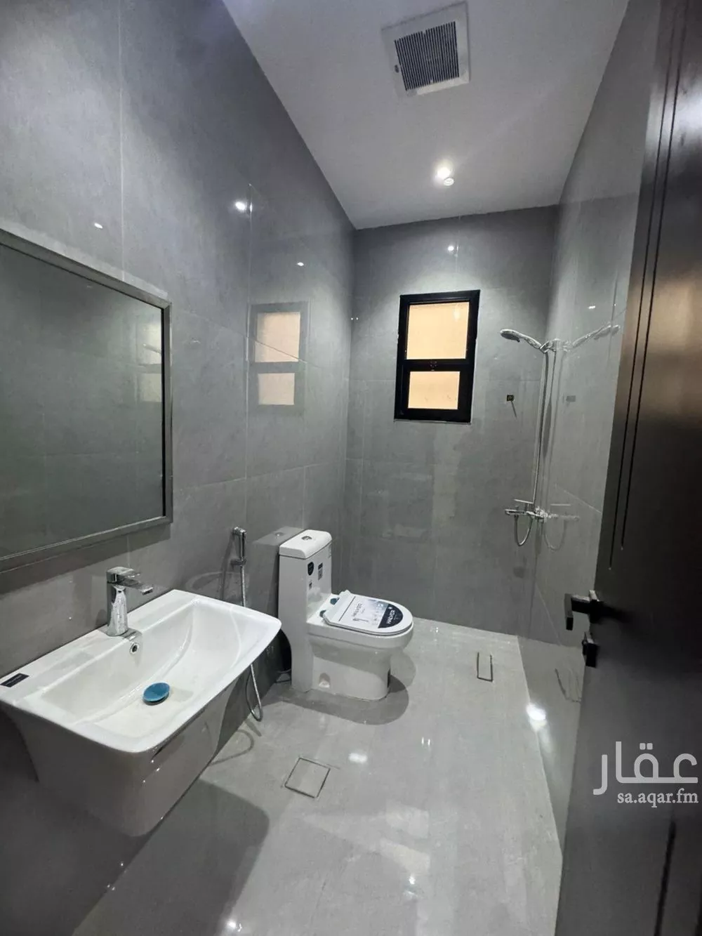 دور 4 غرف في العارض 5