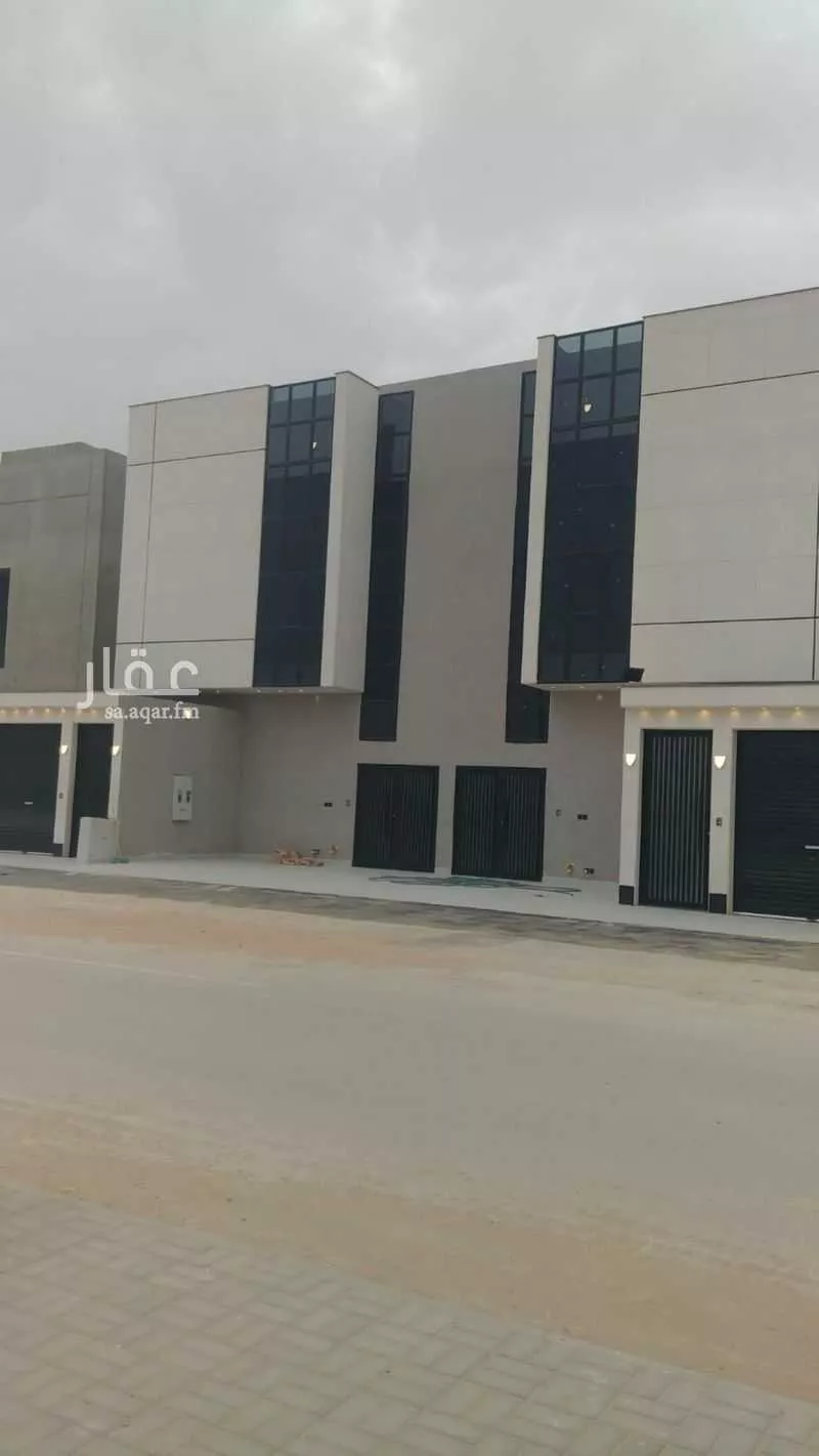 دور 5 غرف في الجنادرية