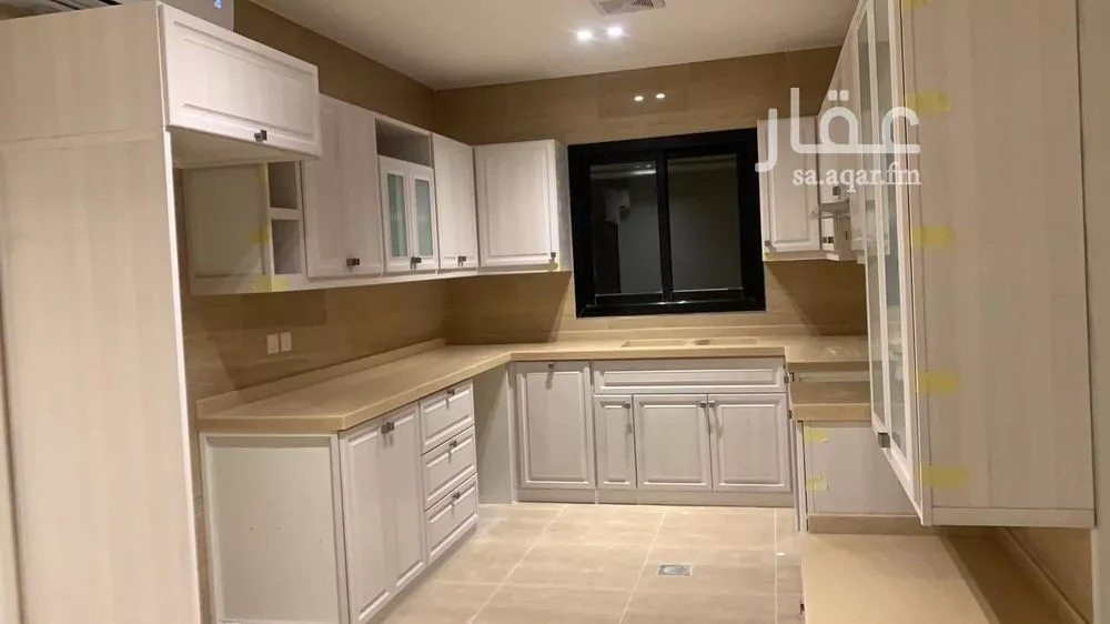 3 bedroom apartment in Al Hamra 3