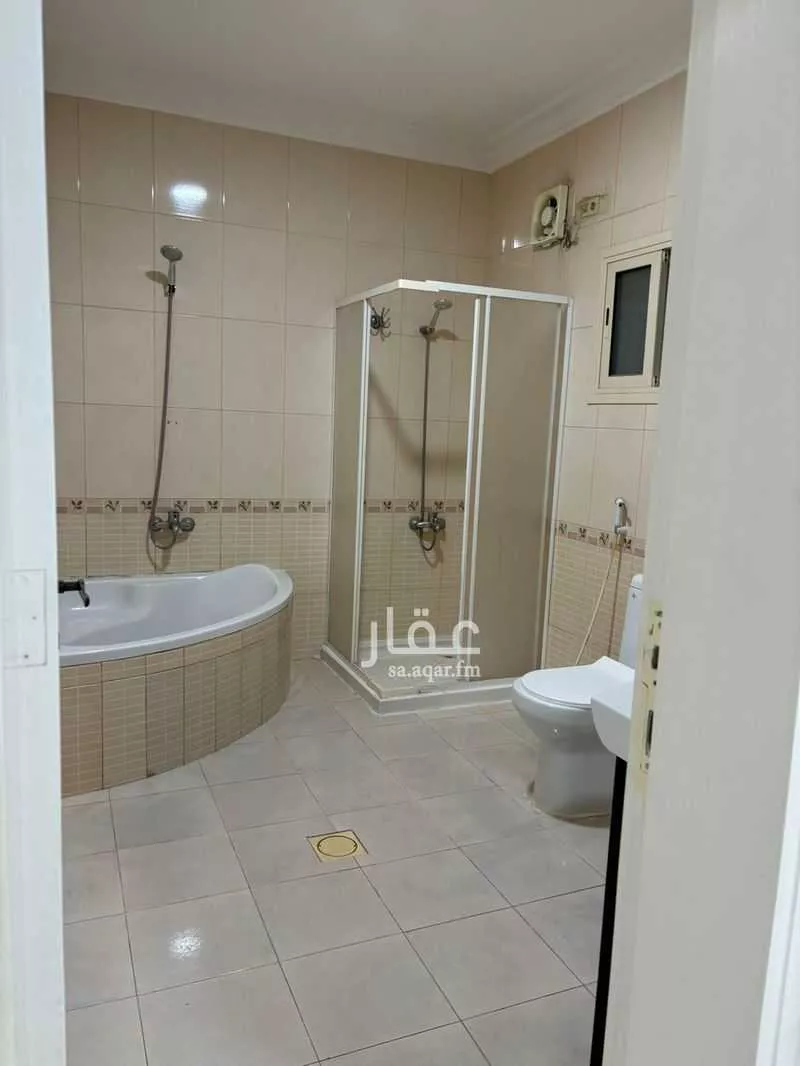 7 bedroom villa in Ar Rakah Al Janubiyah, Eastern Province 8