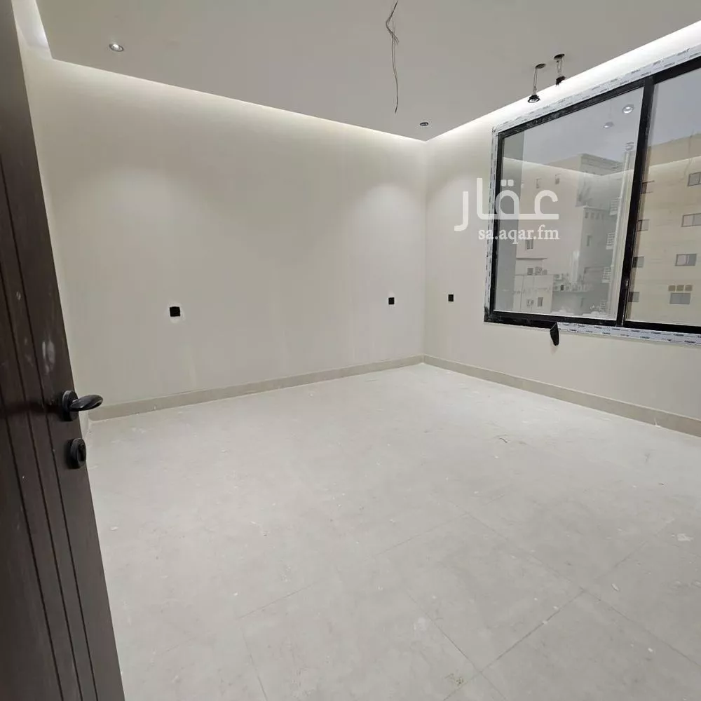 شقة 3 غرف في السلامة 3