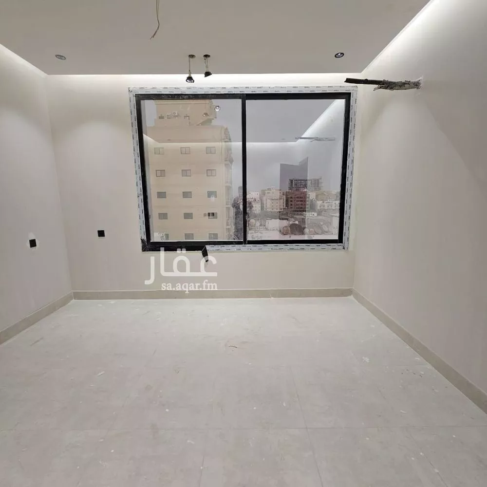 شقة 3 غرف في السلامة 2