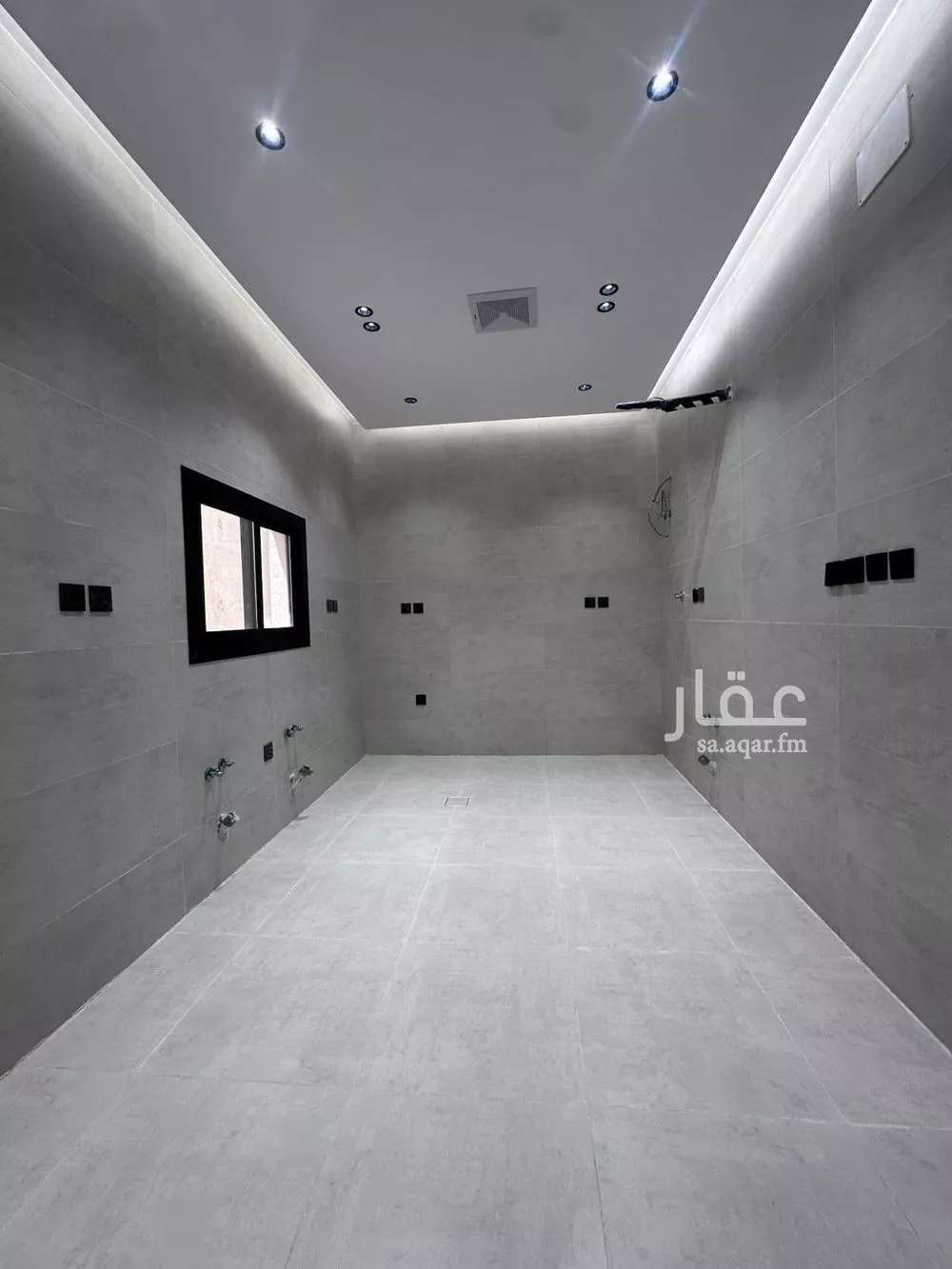 شقة 4 غرف في النعيم 3