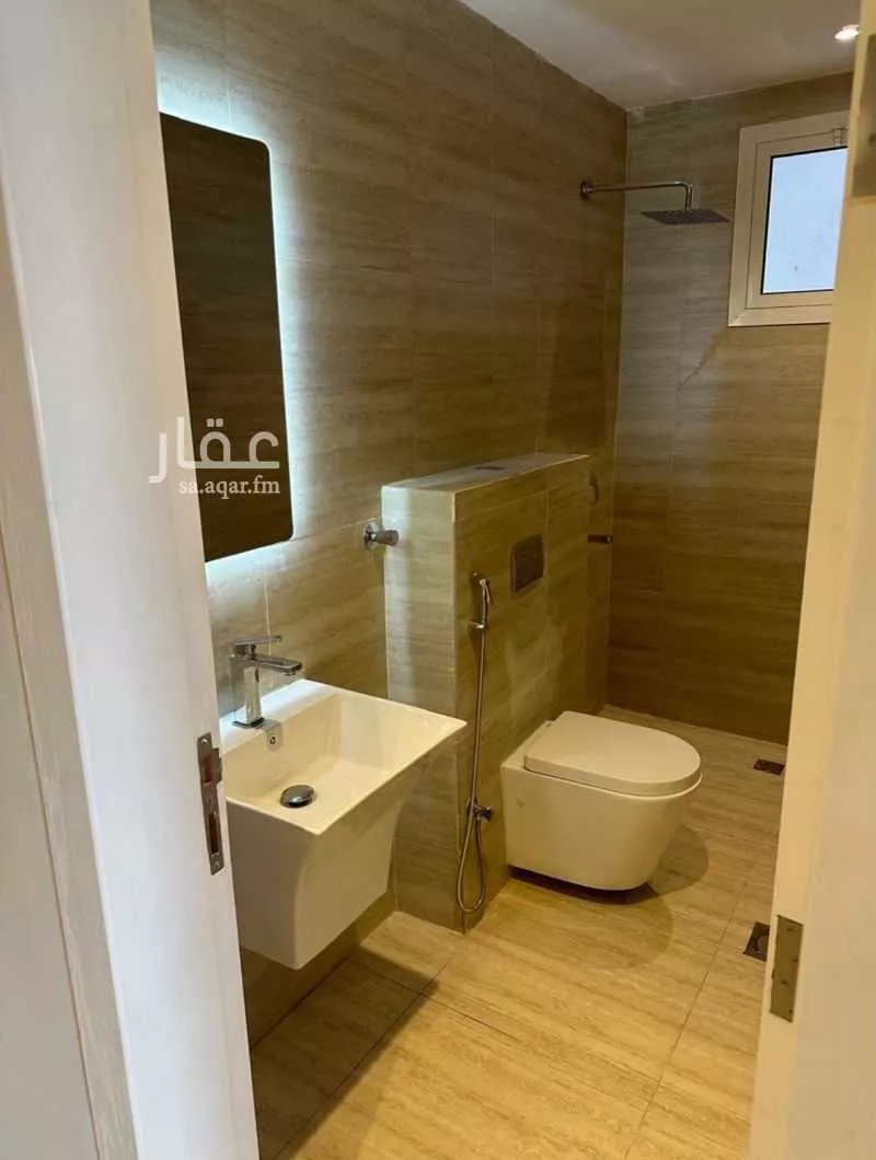 شقة 3 غرف في الحمرا 5