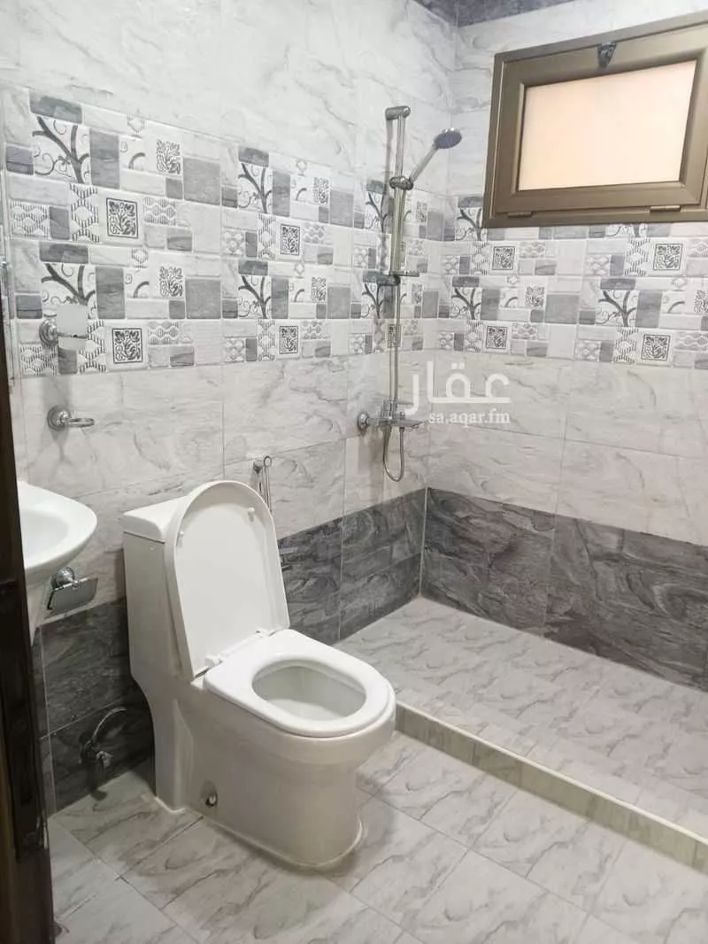 4 bedroom apartment in Al Aziziyah, Eastern Province 14