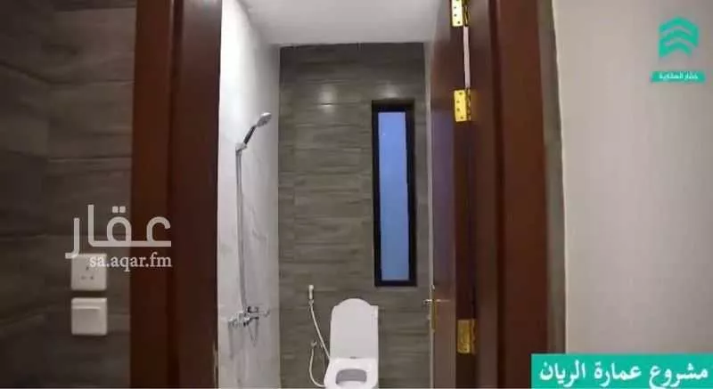 شقة 6 غرف في الريان 4