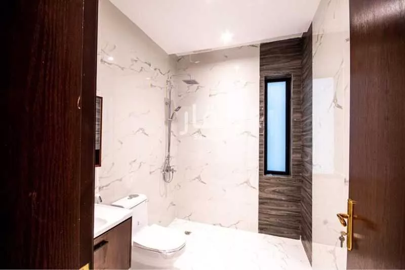 شقة 5 غرف في الصوارى 2