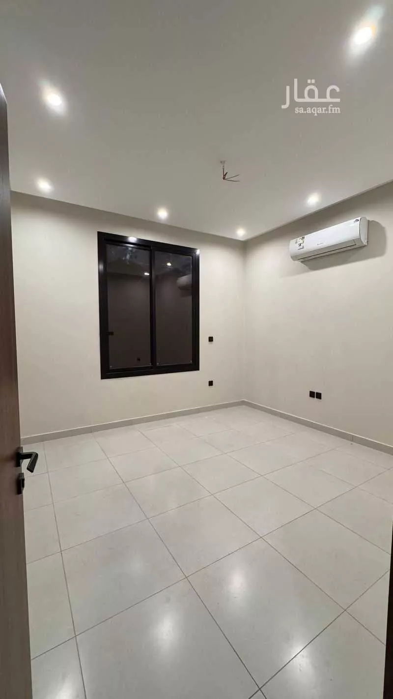 شقة 4 غرف في الصفا 5