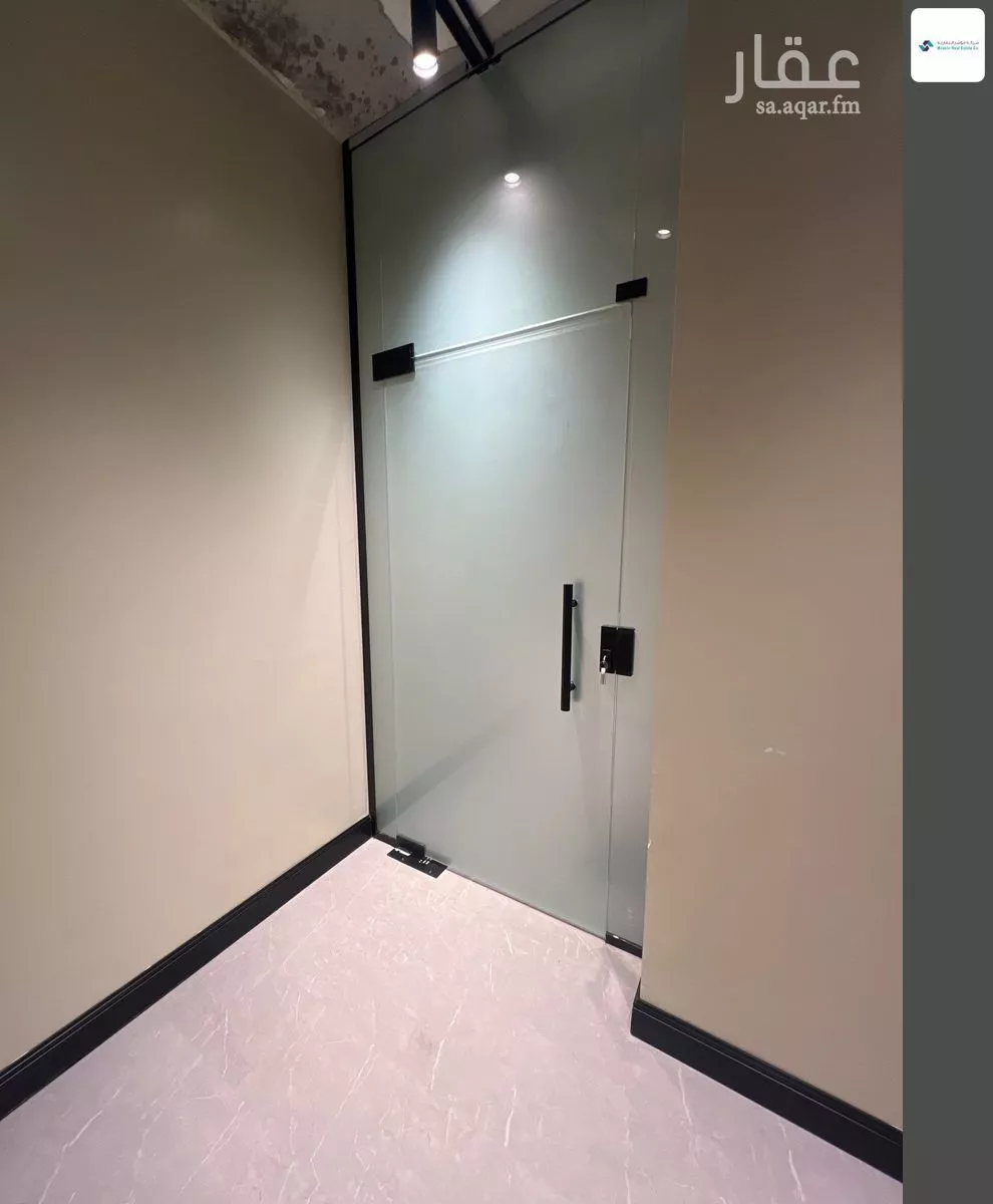 5 bedroom office in Al Yasmin, Riyadh 4