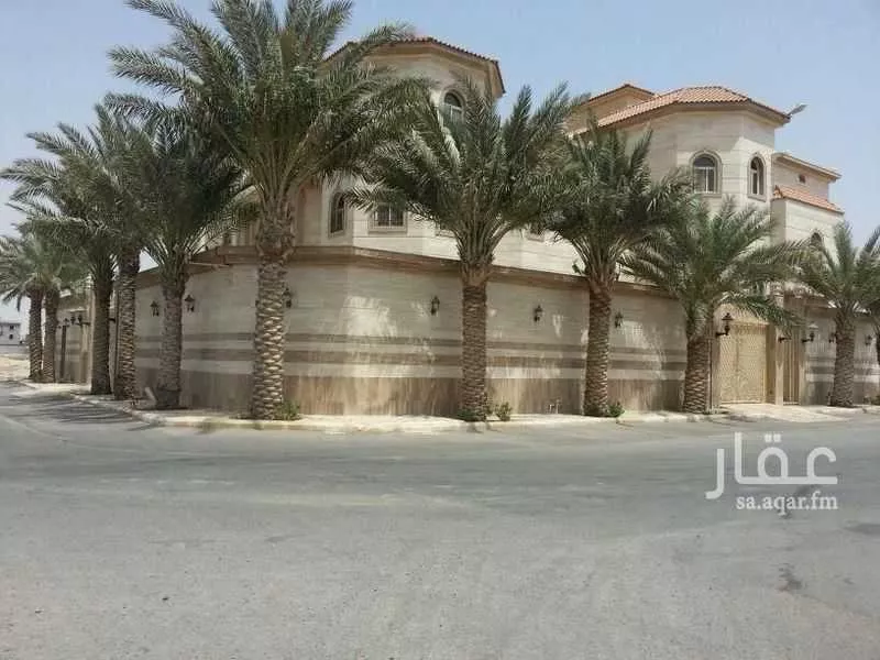 فيلا 25 غرف في الشراع 2