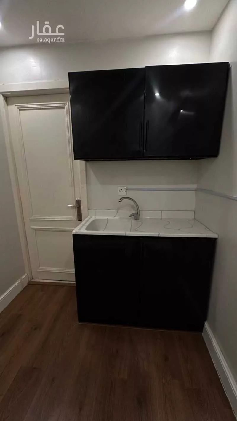 شقة 1 غرف في النزهة 2