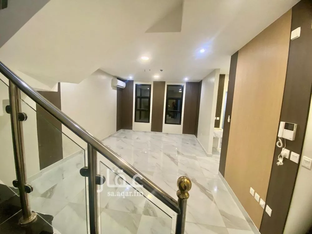 شقة 6 غرف في الحمرا 5