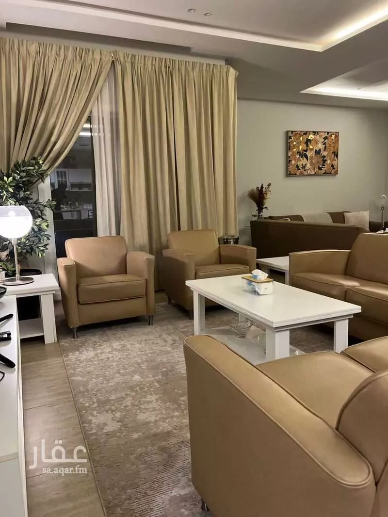 شقة 5 غرف في الحمرا 2