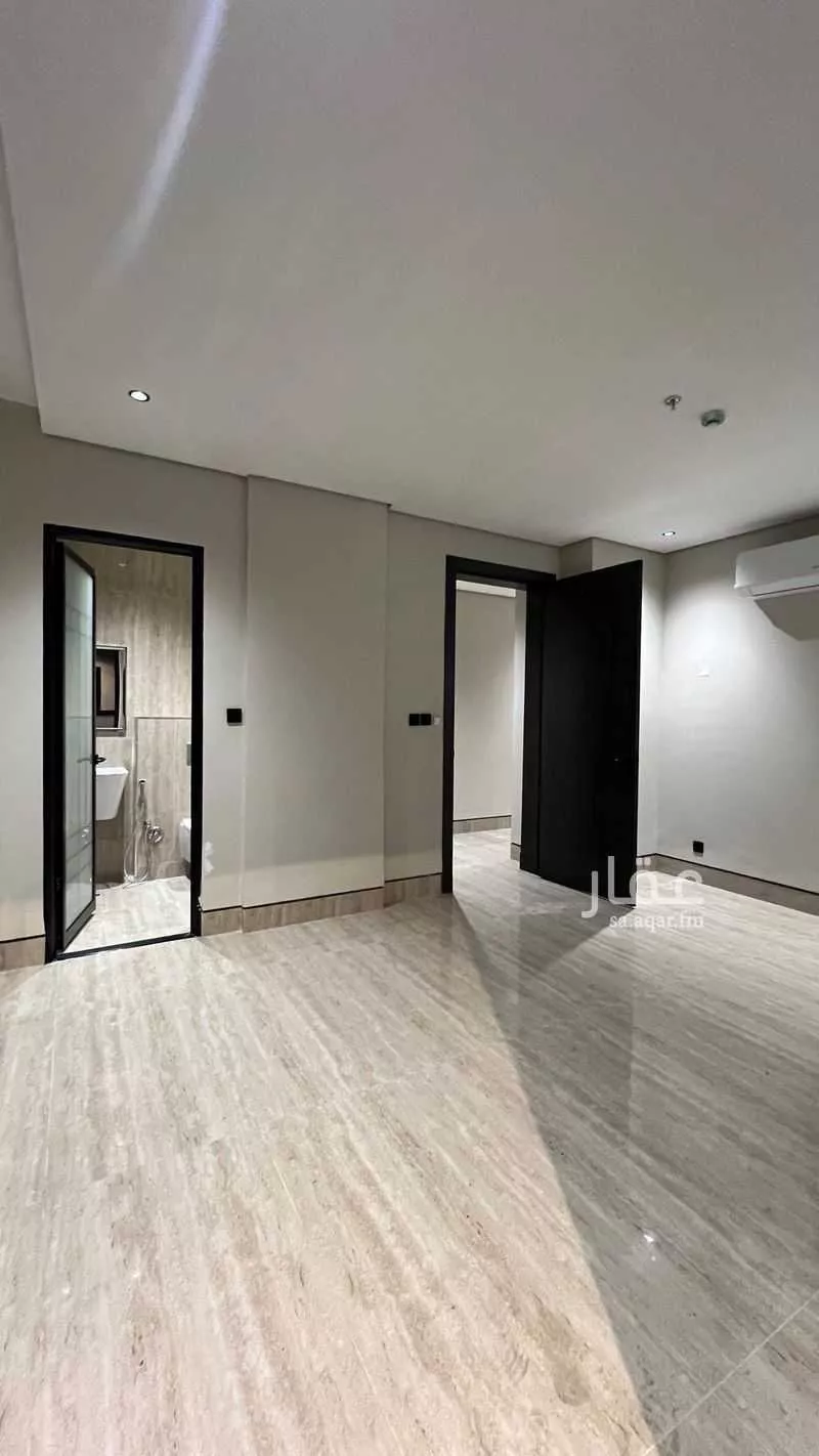 4 bedroom apartment in Dahiat King Fahd, Eastern Province 5