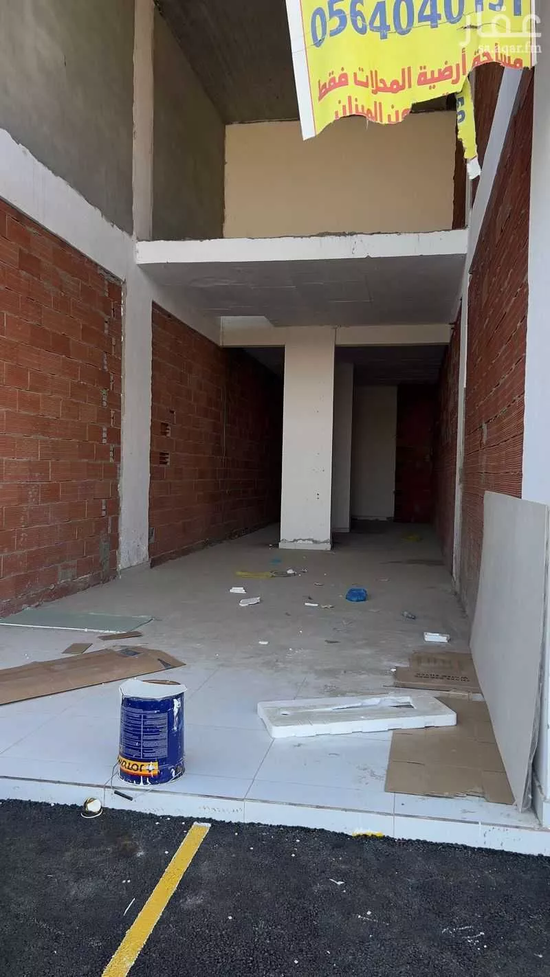 محل 72 م² في الفروسية 1