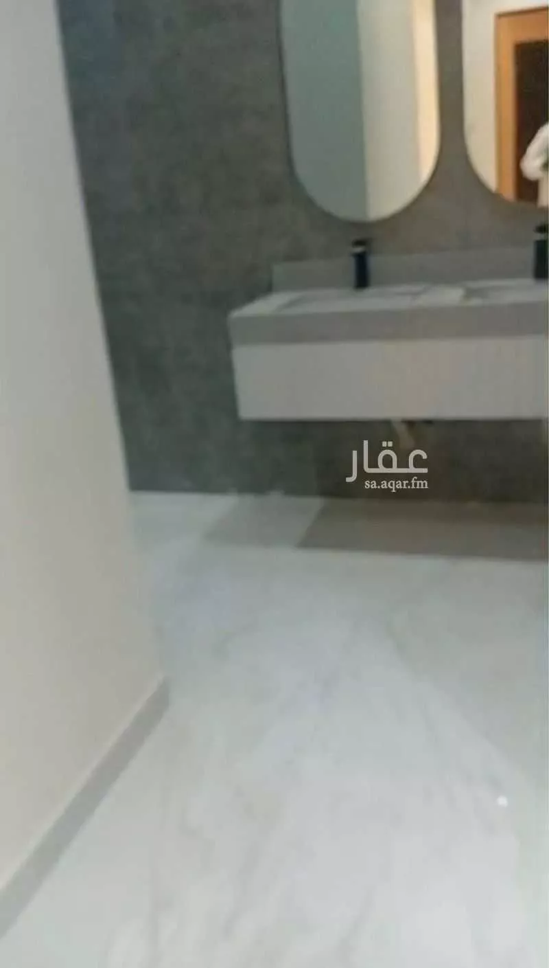 فيلا 5 غرف في الجنادرية 4