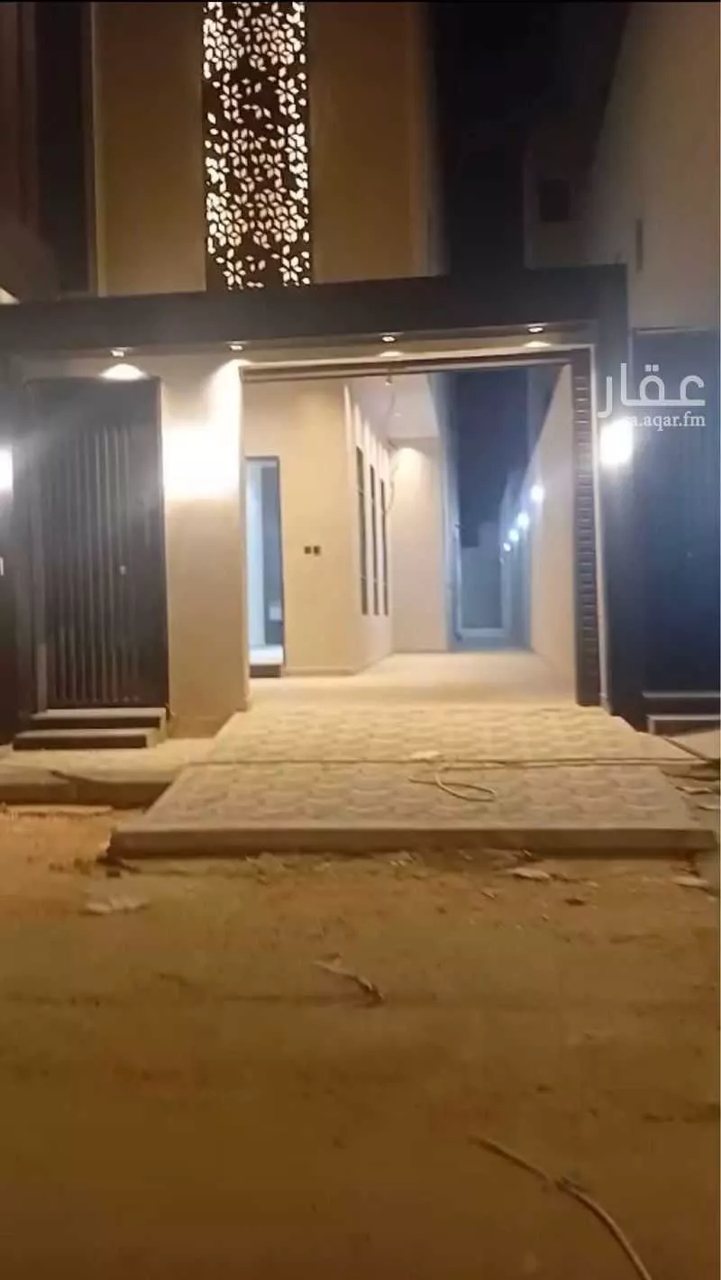 فيلا 5 غرف في الجنادرية 1