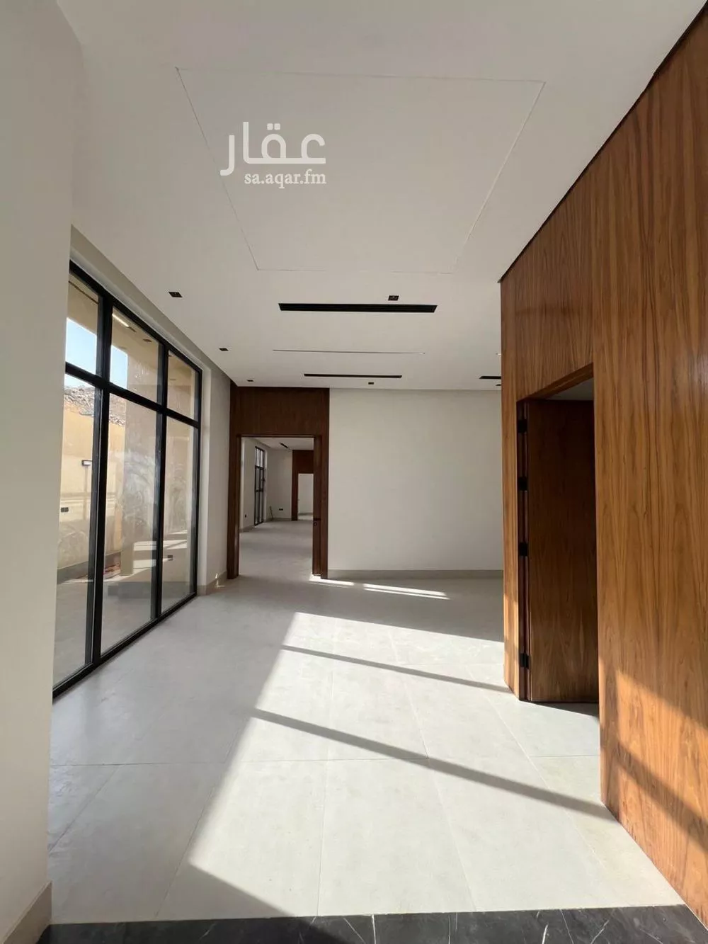 فيلا 5 غرف في النرجس 4