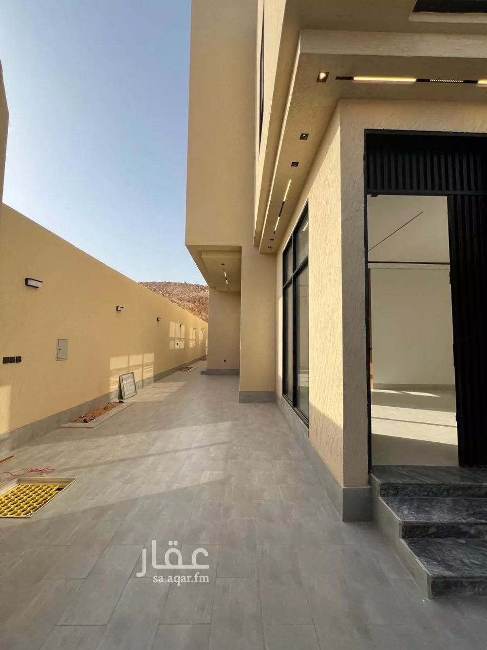 فيلا 5 غرف في النرجس 3