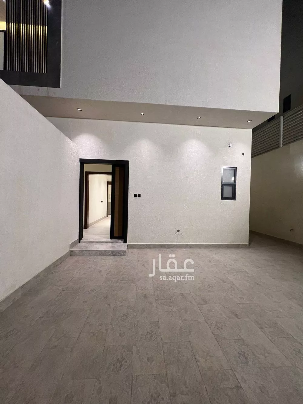 دور 3 غرف في العارض 2