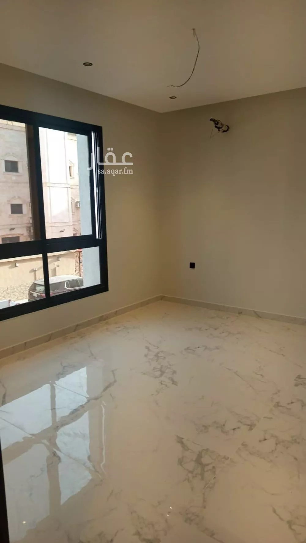 شقة 4 غرف في الزهراء 1