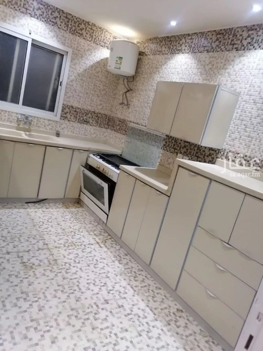 فيلا 6 غرف في الرمال 3