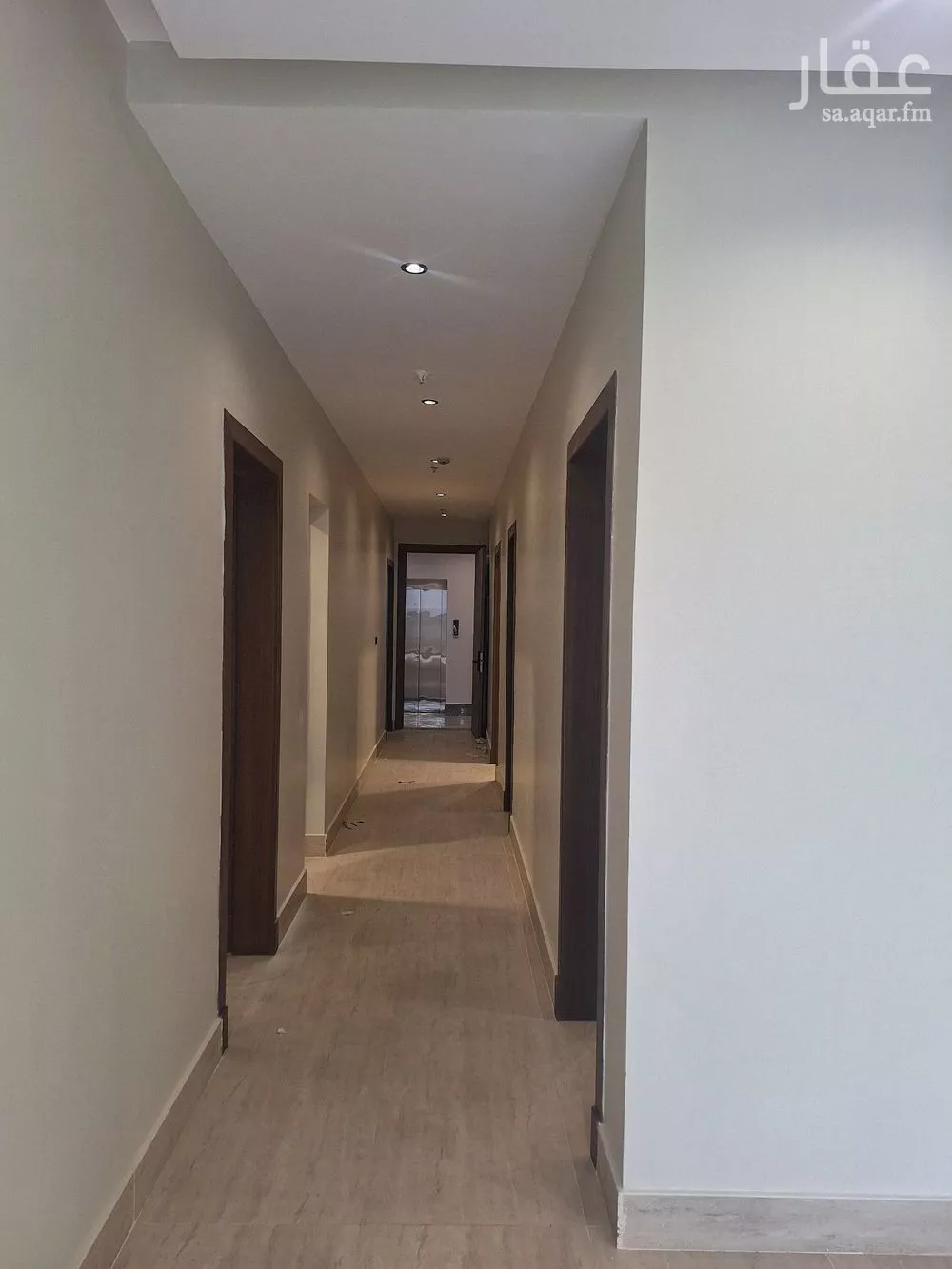 شقة 5 غرف في الحمرا 3