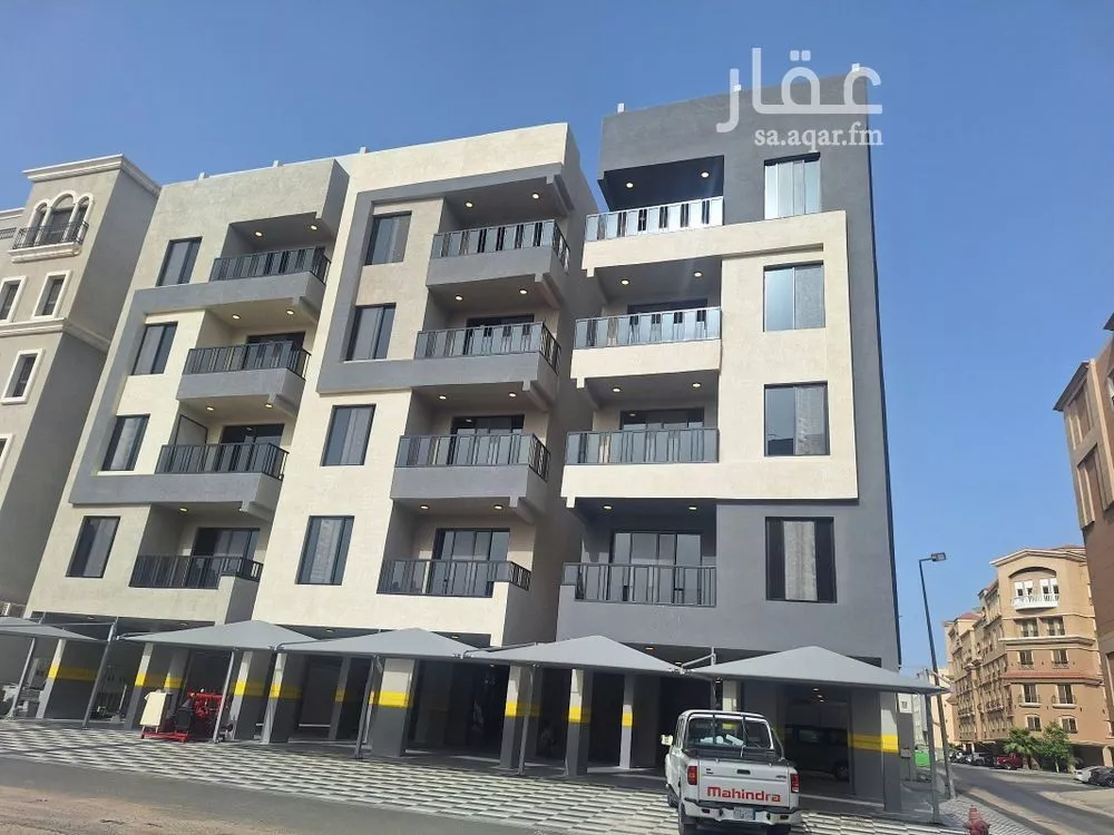 5 bedroom apartment in Al Hamra 3