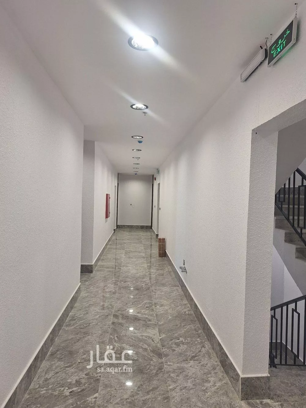 شقة 5 غرف في الحمرا 1