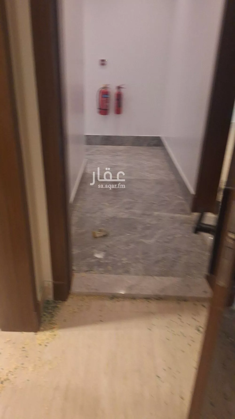 شقة 5 غرف في الحمرا 2