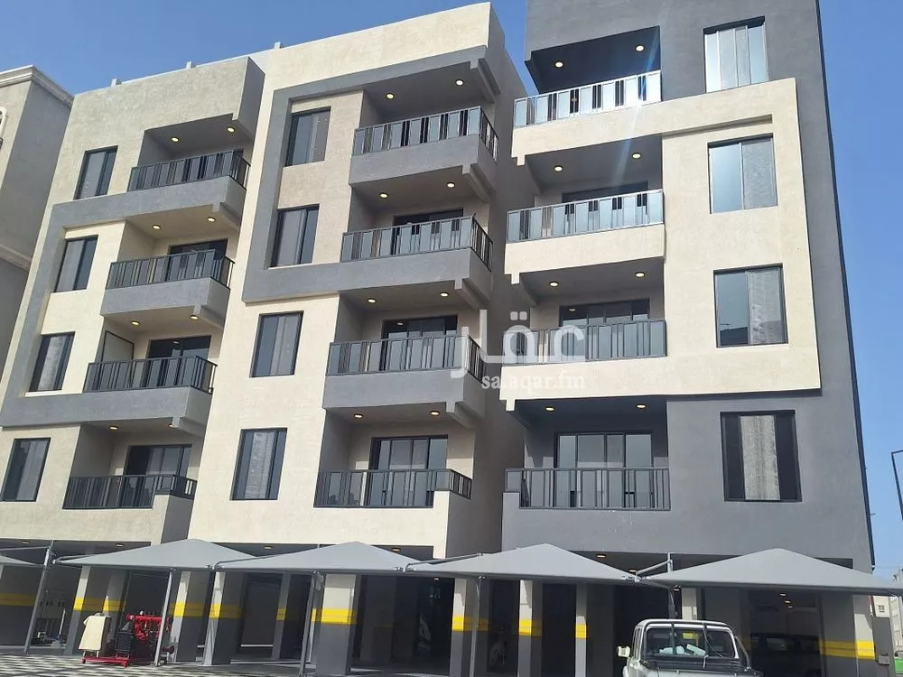 شقة 5 غرف في الحمرا 3