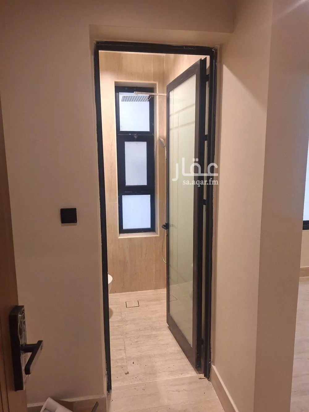 شقة 5 غرف في الحمرا 1