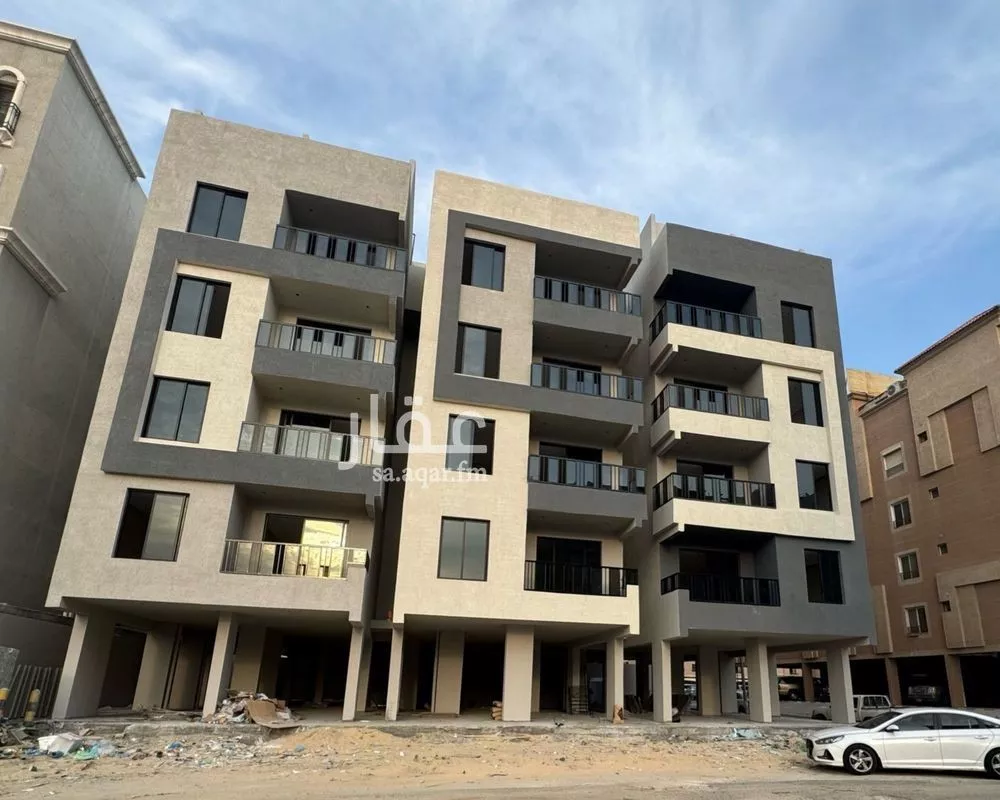 شقة 5 غرف في الحمرا 3