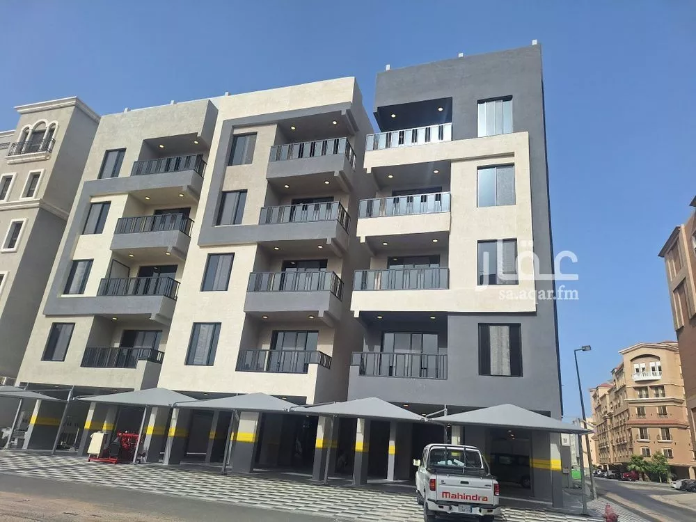 شقة 5 غرف في الحمرا 3