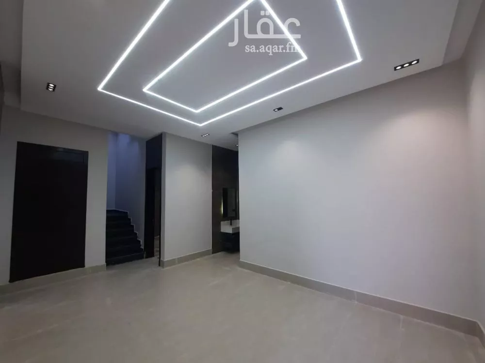 فيلا 6 غرف في العريجاء الغربية 5