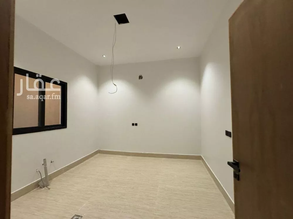 فيلا 7 غرف في طويق 4