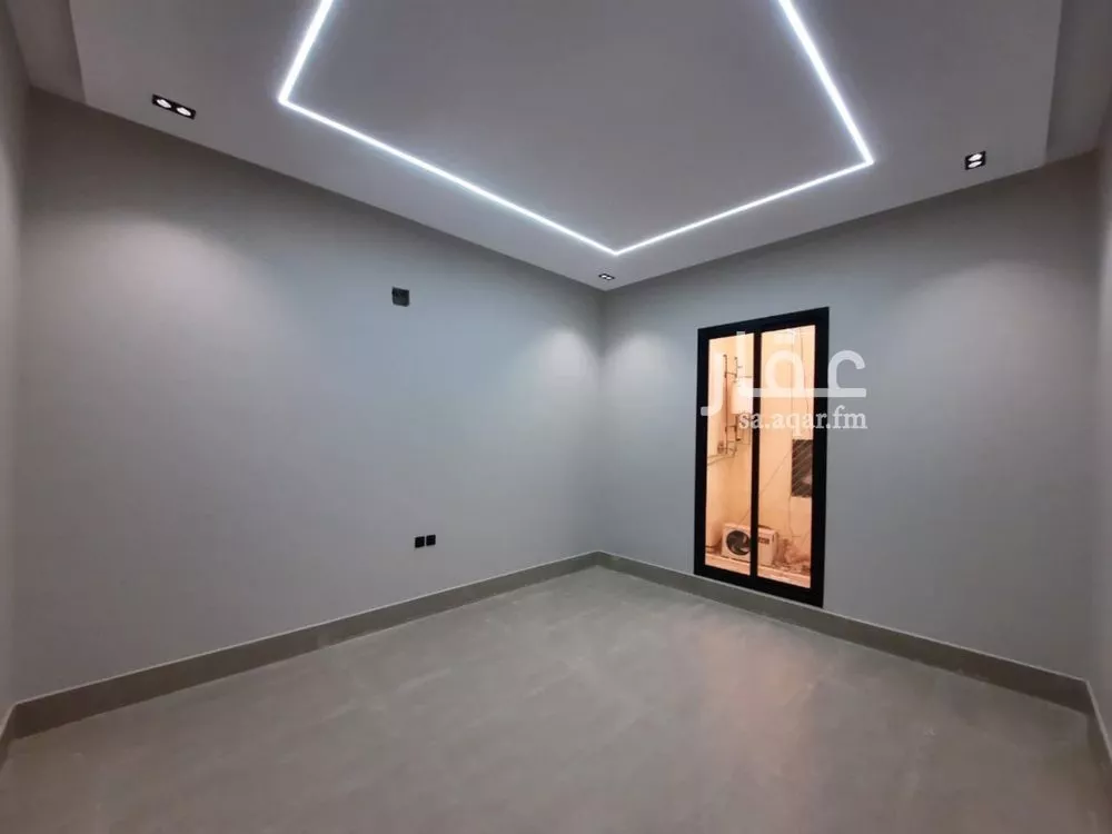 فيلا 6 غرف في العريجاء الغربية 4