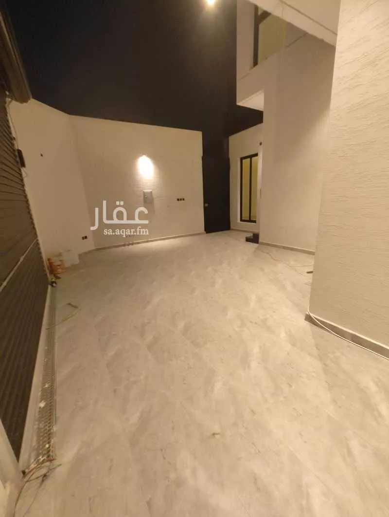 فيلا 5 غرف في العارض 2