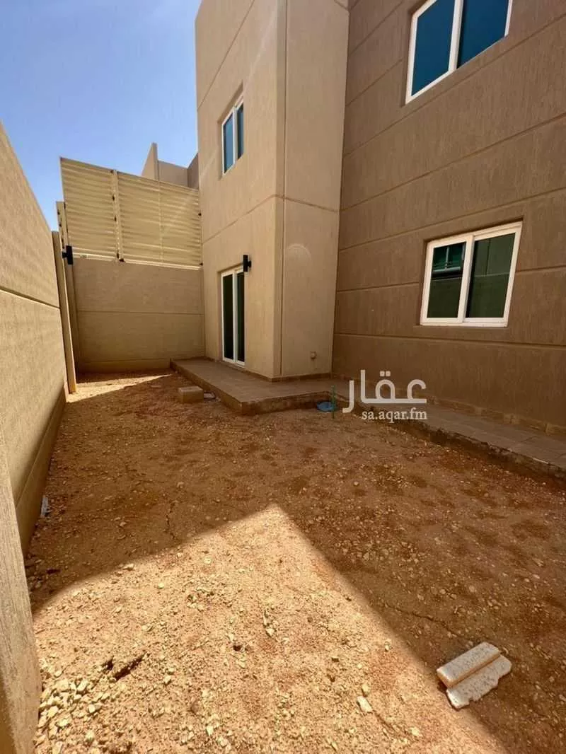 8 bedroom villa in Al Aridh, Riyadh 18
